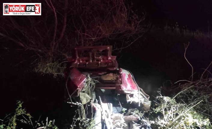 Hurdaya dönen araçtan 2 yaralı çıktı