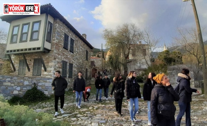 İzmirli öğrencilerden Aydın’a teknik gezi