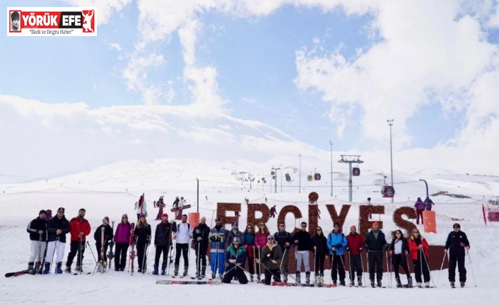 Kayak ve Snowboard Eğitimi Düzenlendi