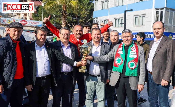 Köşk Belediye Doğanspor şampiyon oldu