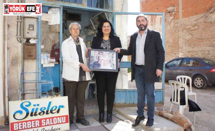 Söke’nin 83 yaşındaki berberi Halil Arabacı’yı duygulandıran sürpriz