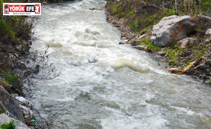 Yağışlı havalar Köşk Çayı’nı coşturdu