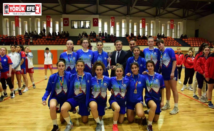 ADÜ Kadın Basketbol Takımı Süper Lig elemelerine katılmaya hak kazandı
