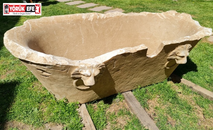 Bir tonluk 1800 yıllık mermer küvet Afrodisias Müzesi’nde sergilenecek