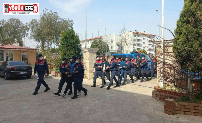 Didim’de Jandarmadan göçmen kaçakçılara operasyon: 3 tutuklama