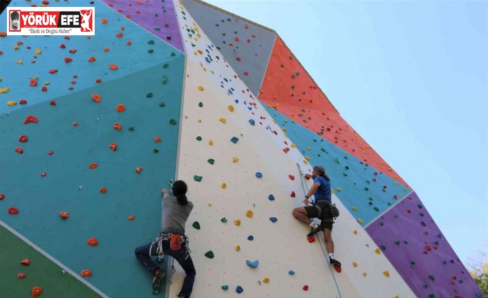 Efeler’in olimpik tırmanma duvarı, Türkiye şampiyonasına ev sahipliği yapacak