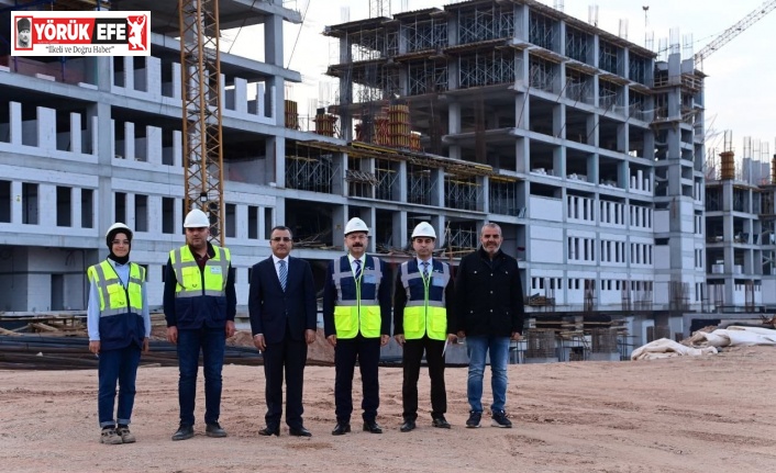 Vali Aksoy Aydın Şehir Hastanesi alanında incelemelerde bulundu