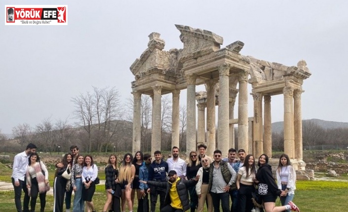 Yenipazar MYO öğrencileri Afrodisias antik kentine gezi düzenledi