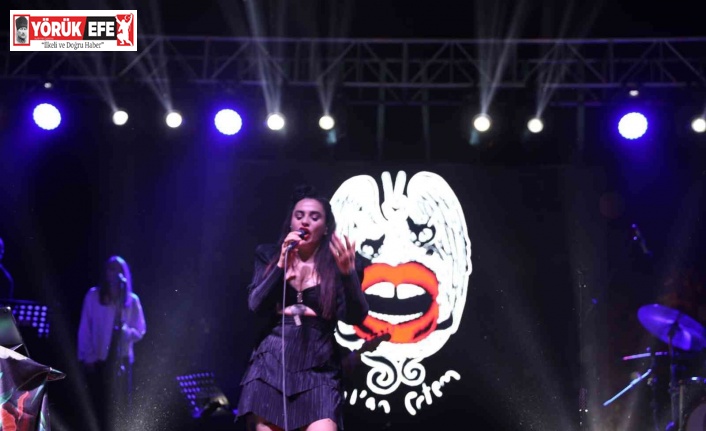 Didim, Ceylan Ertem ile coştu