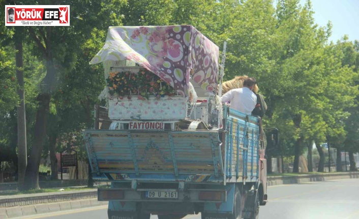 Düğün sezonu açıldı, faytoncular zamanla yarışmaya başladı