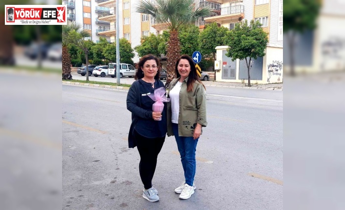 Kadın muhtardan, Anneler Günü’nde hemcinslerine jest