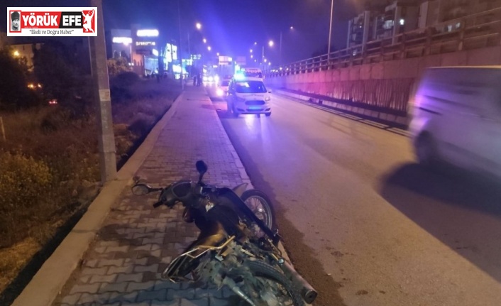 Kaza yapan motosiklet sürücüsü hayatını kaybetti