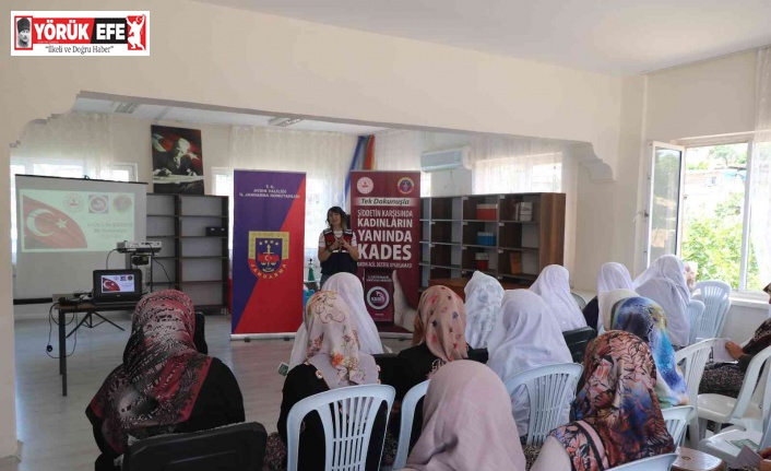 Aydın jandarması Yenipazarlı kadınları KADES hakkında bilgilendirdi