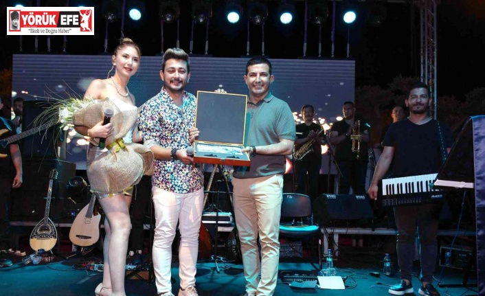 Balıkçılar Meydanı’nda sezona ‘Merhaba’ konseri