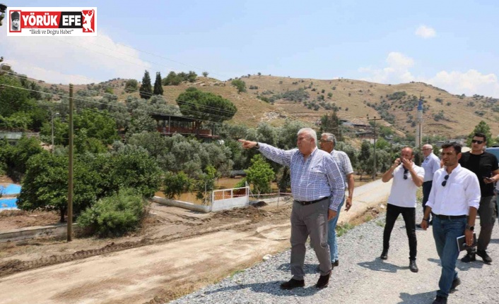 Başkan Atay yağıştan etkilenen mahallelerde incelemelerde bulundu