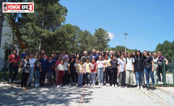 Başkan Ertürk, sporcu ve öğretmenlerle bir araya geldi