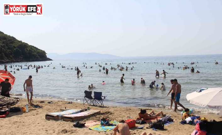 Havalar ısındı, halk denize akın etti