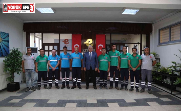 Başkan Atay, yangınla mücadele eden gönüllüleri ağırladı