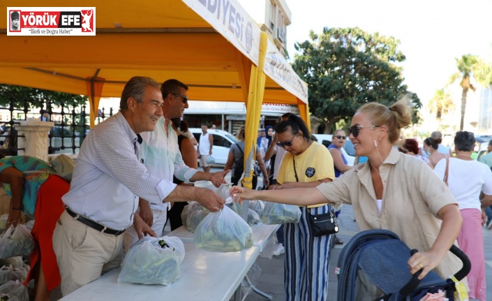 Didim Belediyesi’nin yetiştirdiği ürünler vatandaşlara dağıtıldı