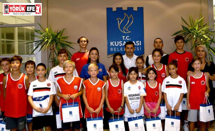 Başkan Günel, başarılı triatloncuları ağırladı