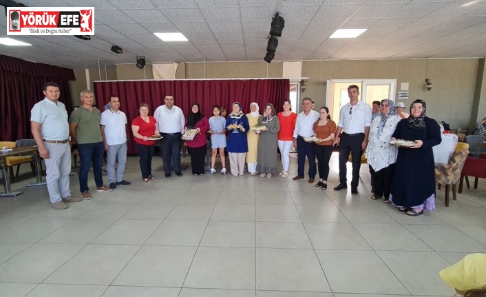 Buharkent’te incir tatlıları yarıştı