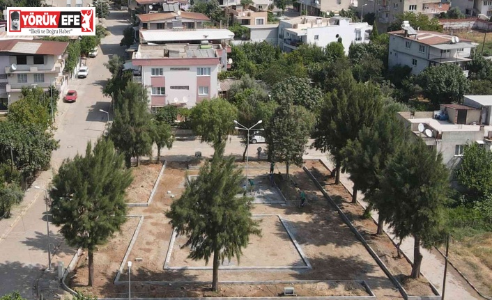 Efeler’de yenilenen parklar çocukları mutlu etti