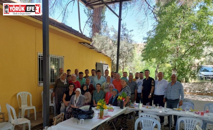Kaymakam Baştürk vatandaşlarla bir araya geldi