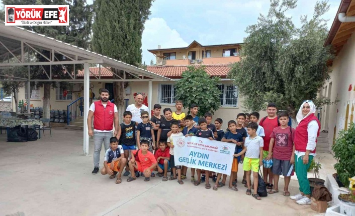 Kocagürlü çocuklar denizin keyfini doyasıya çıkarttı