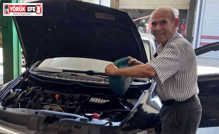 Para için değil, sağlığını korumak ve alzheimere yakalanmamak için çalışıyor