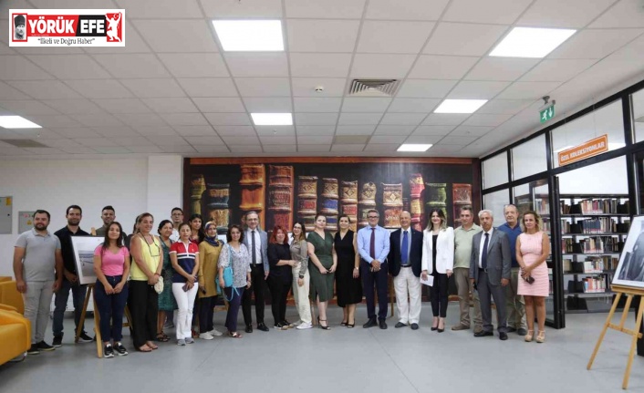 Merhum Başbakan Adnan Menderes Resim ve Kitap Sergisi açıldı