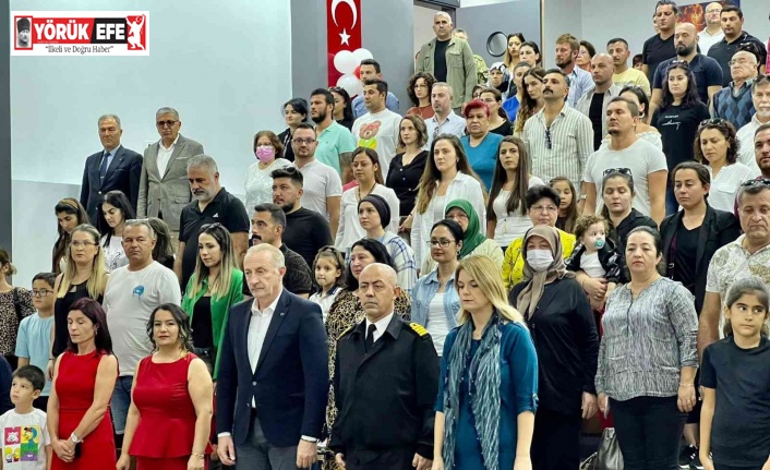 Didim’de 29 Ekim kutlamaları çocukların gösterileri ile başladı