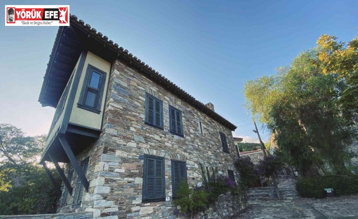 Doğanbey, tarihi dokusu ile ziyaretçilerini mest ediyor