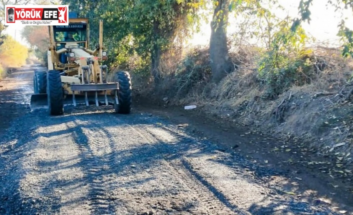 Köşk’te bahçe yolları düzenleniyor