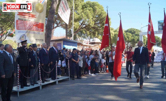 Kuyucak’ta 29 Ekim coşkuyla kutlandı