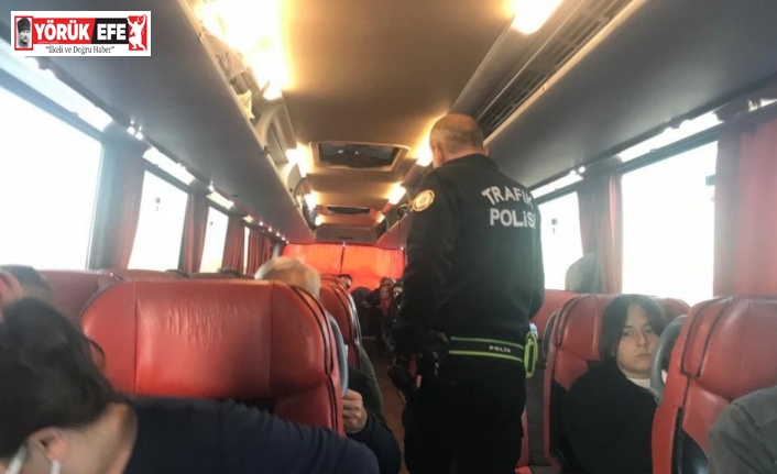 Otogarda emniyet kemeri denetimi yapıldı, yolcular bilgilendirildi