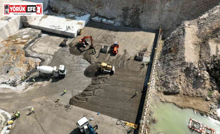 Sarıçay Barajı’nda sıyırma kazısı tamamlandı