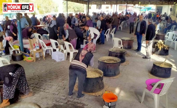 Buharkent’te asırlık keşkek hayrı ve yağmur duasına binlerce kişi katıldı