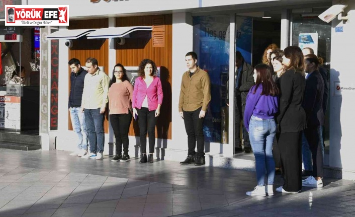 Kuşadası’nda hayat 1 dakikalığına durdu