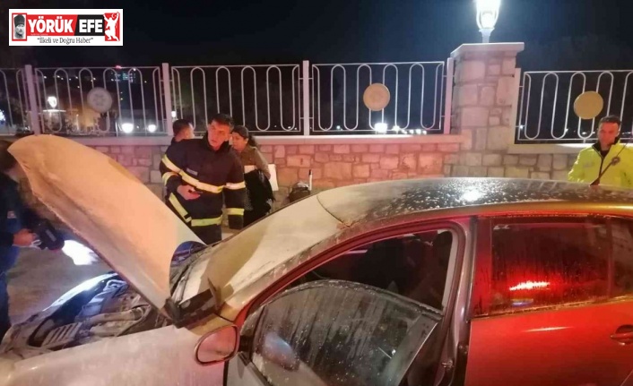 Otomobilde çıkan yangın panikletti