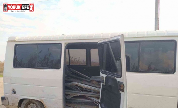 Demir kapıyı çalmaya çalıştı suçüstü yakalandı