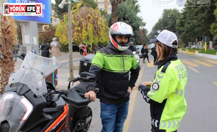 Motosiklet sürücülerine kaskın önemi anlatıldı