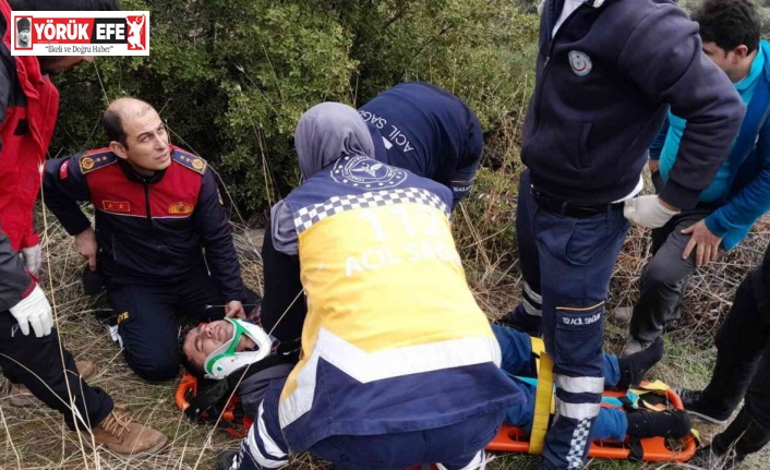 Otomobil 30 metrelik uçurumdan yuvarlandı, mahalleli bariyer istedi