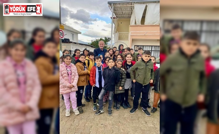 Başkan Atabay, çocukların karne sevincini paylaştı