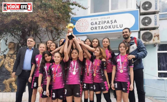 Gazipaşa Ortaokulu il birincisi oldu