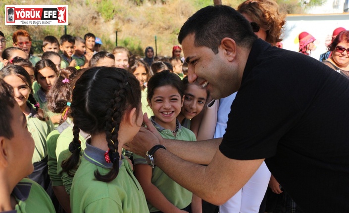 Kuşadası’nda çocukların beslenme çantalarını Kuşadası Belediyesi hazırlayacak