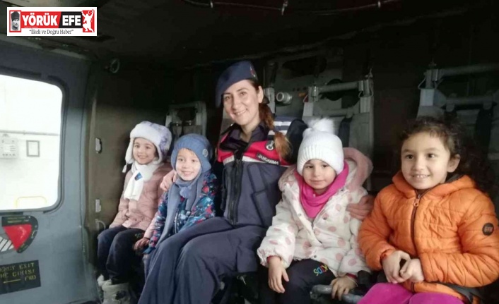 Minik öğrencilere “jandarma” tanıtıldı