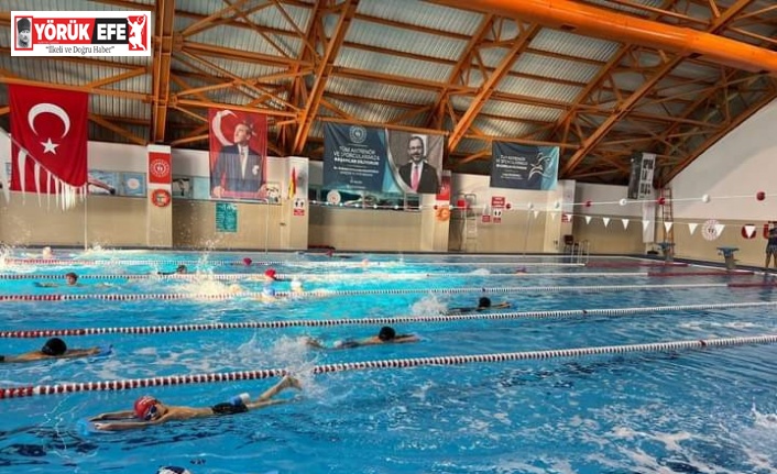 Yeni yılın ilk kulaçları Nazilli’de atıldı