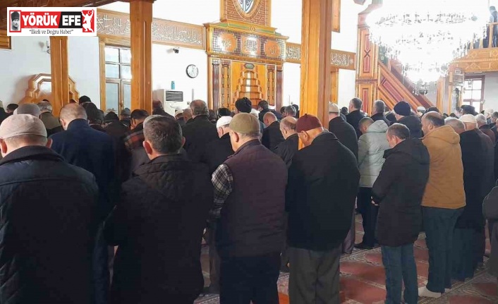 Aydın’da camilerde gıyabi cenaze namazı kılındı