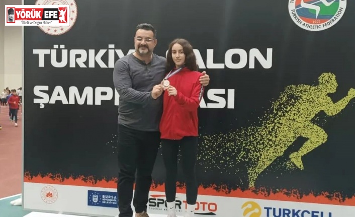 Aydınlı Öykü, bir saniye farkla Türkiye ikincisi oldu