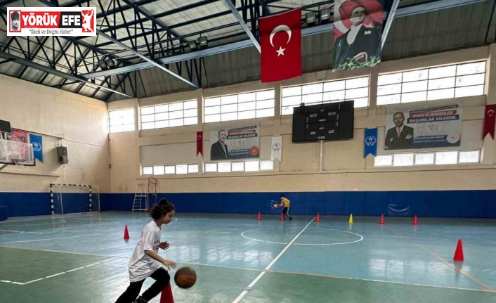 Geleceğin sporcuları için antrenmanlar devam ediyor